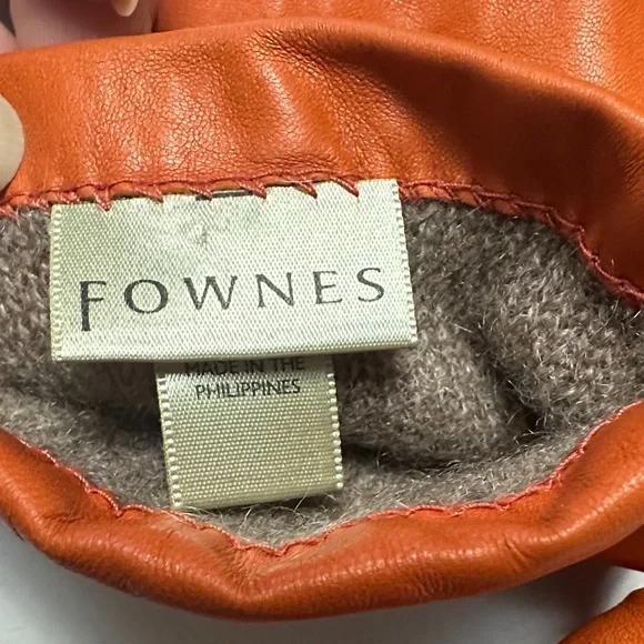 Elegant Fownes Brothers Orange wool lined Leather Gloves - Picture 7 of 8